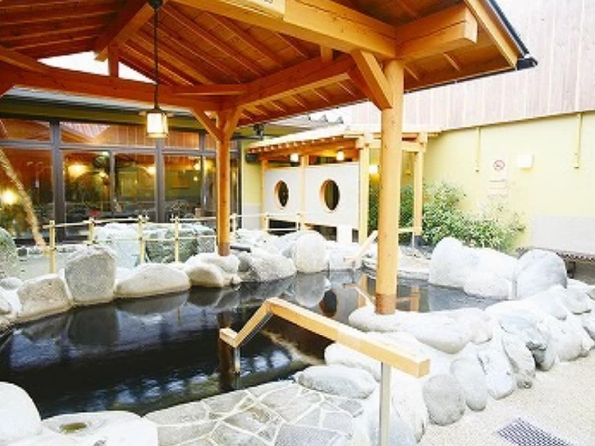「極楽湯 横浜芹が谷店」公式Webサイトより