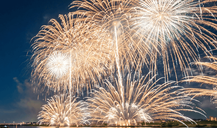 西日本最大級25,000発!46分間に凝縮された圧巻の花火ショー「高石超花火2026」を観覧席から楽しむ日帰りバスツアーを発売 – OSAKA STYLE 西日本最大級25,000発!46分間に凝縮された圧巻の花火ショー「高石超花火2026」を観覧席から楽しむ日帰りバスツアーを発売 – OSAKA STYLE