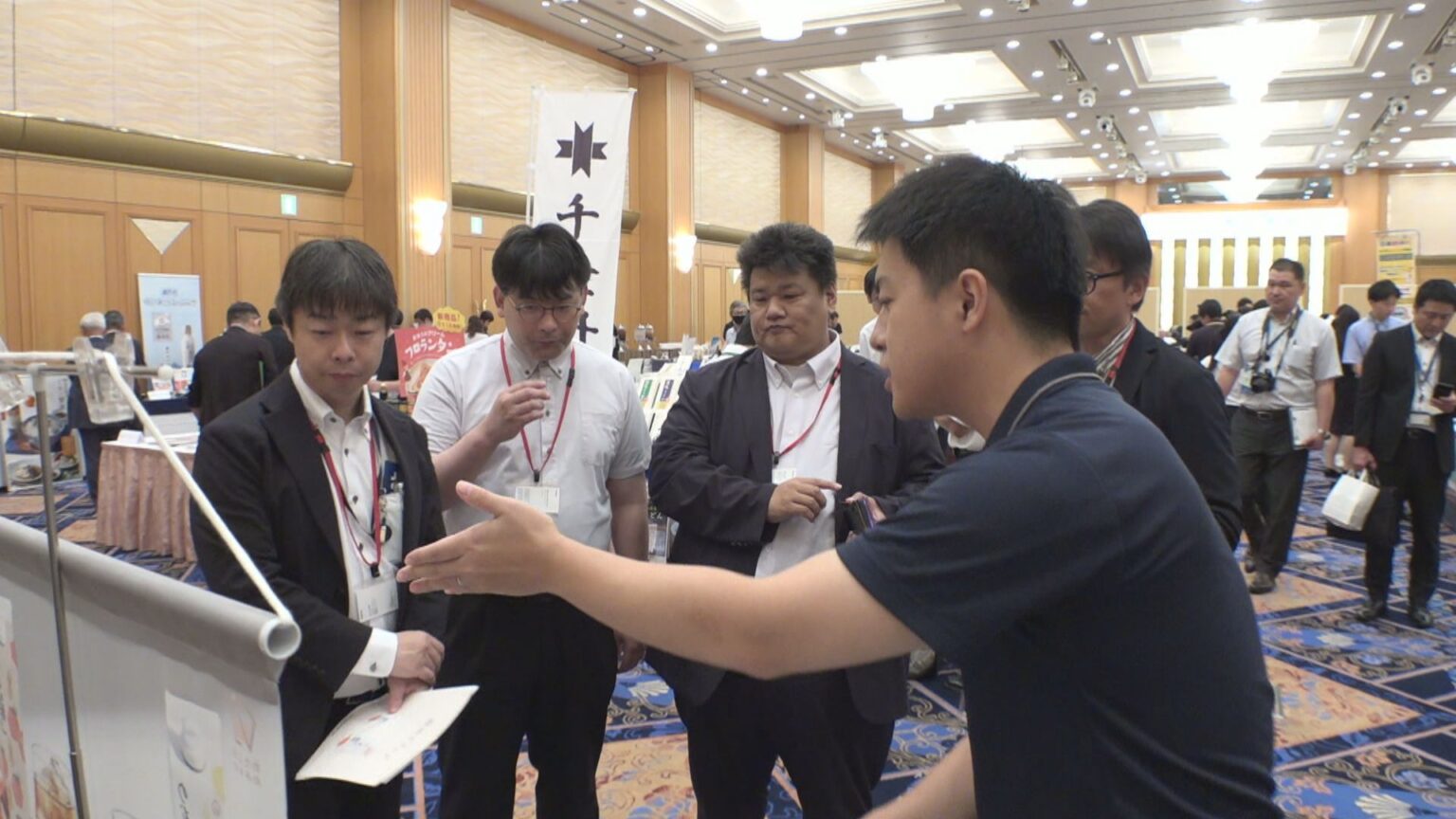 香川自慢のグルメを全国に 高松市でマッチング商談会 うどんモチーフの和菓子など新商品も | KSBニュース | KSB瀬戸内海放送 香川自慢のグルメを全国に 高松市でマッチング商談会 うどんモチーフの和菓子など新商品も | KSBニュース | KSB瀬戸内海放送