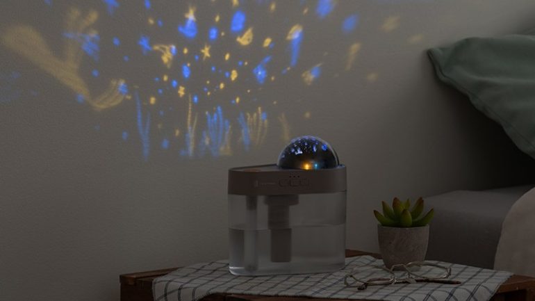 Life on Productsからミストで部屋を潤しながらプラネタリウム気分を楽しめる充電式加湿器が登場|@DIME アットダイム Life on Productsからミストで部屋を潤しながらプラネタリウム気分を楽しめる充電式加湿器が登場|@DIME アットダイム