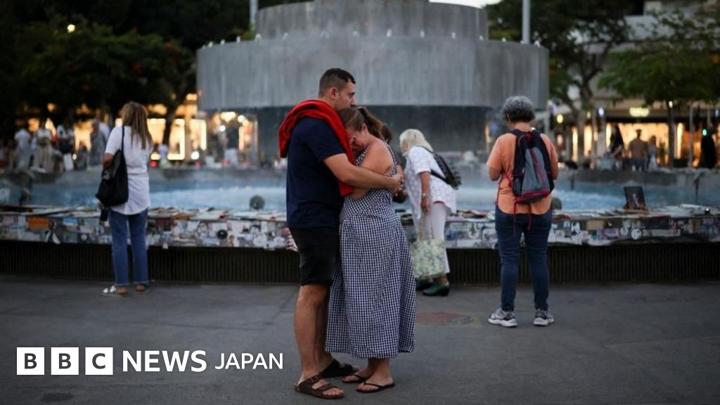 ハマス襲撃とガザ戦争開始から3年 イスラエルでは追悼、ガザでは攻撃と惨状続く – BBCニュース ハマス襲撃とガザ戦争開始から3年 イスラエルでは追悼、ガザでは攻撃と惨状続く - BBCニュース