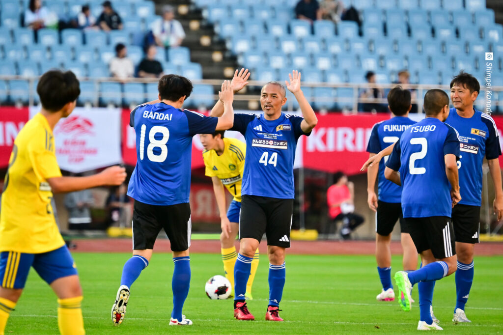『FUTURE LEGACY MATCH in MIYAGI 2026』日本代表OB・OGが躍動! 小野伸二が1得点1アシスト&駒野友一が会場沸かすPK弾(サッカーキング) サッカーキング