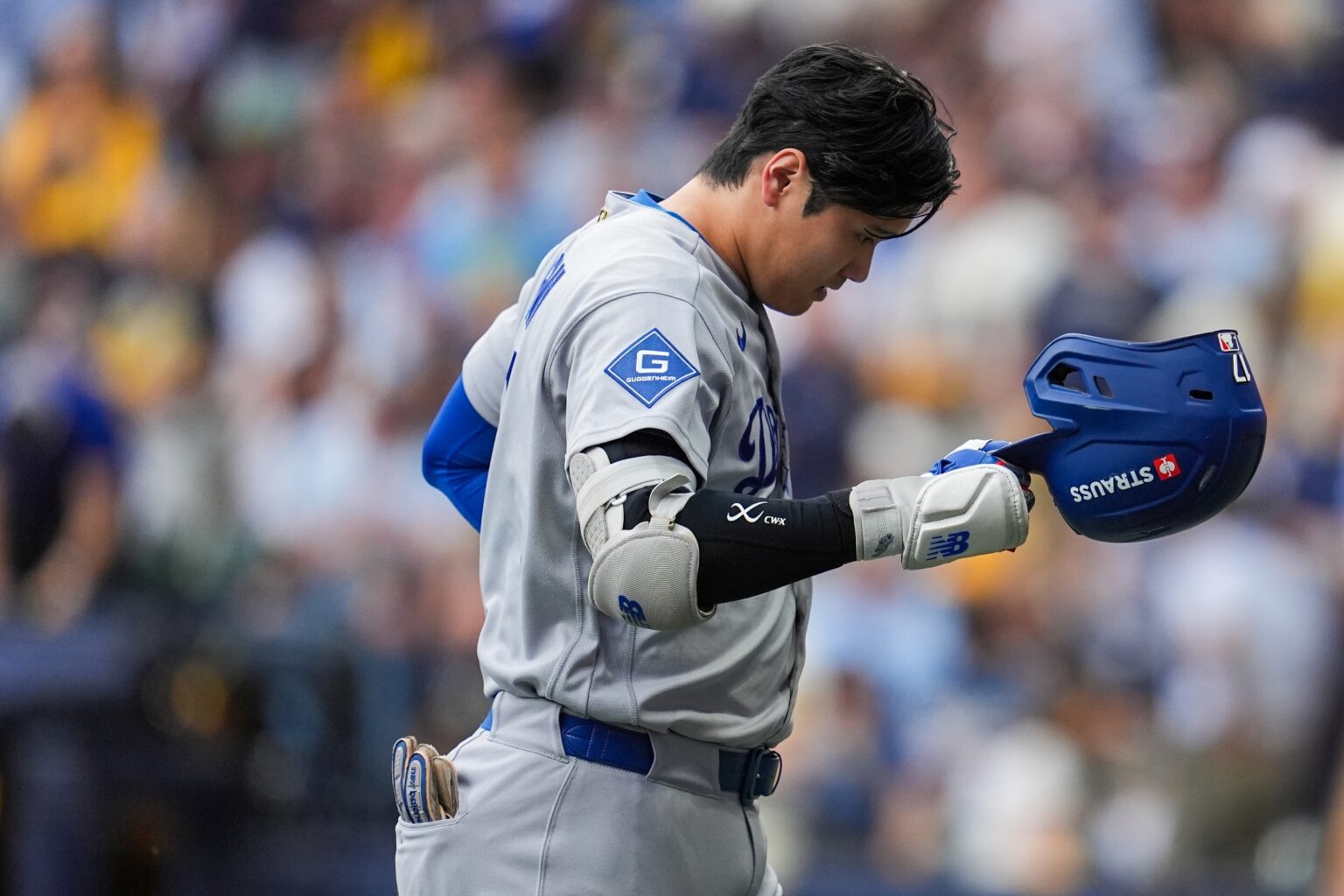 ドジャースは大谷翔平を本当にスタメンから外すのか…ロバーツ監督が緊急検討会談実施を明言もESPNは「休ませるのは怪我で本人が十分な状態ではないと感じている場合に限る」と注目報道(RONSPO) – Yahoo!ニュース RONSPO