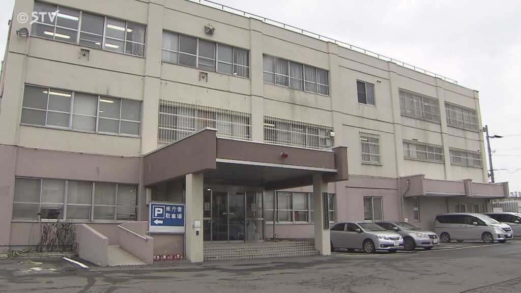 「どの店でどの商品を盗んだか覚えていない」 ドラッグストアで高級サプリメント盗んだ男逮捕 北海道(2026年10月9日掲載)|STV NEWS NNN 共有