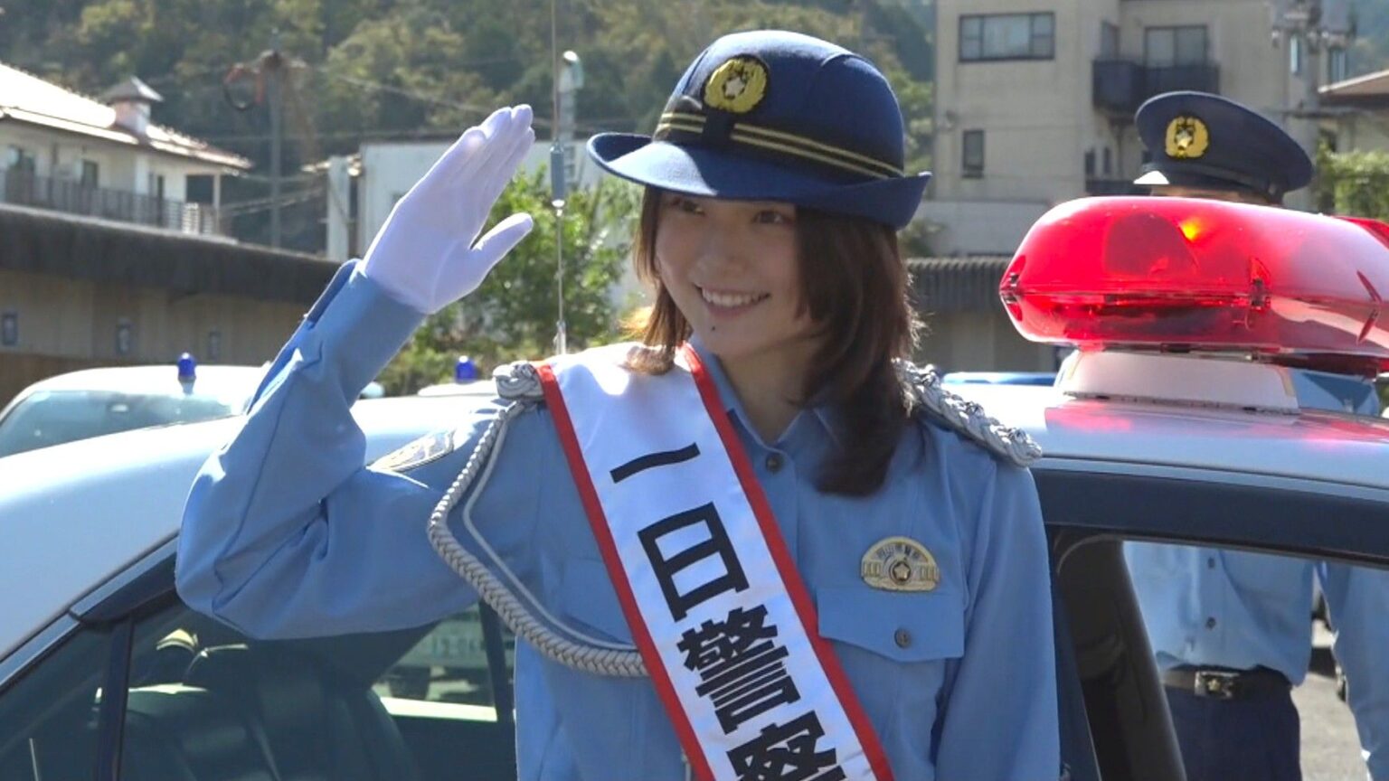 美作市育ちのプロレーサー・Juju選手(20)が地元で一日警察署長に　初のパトカーでドライビング技術の披露も　岡山 | KSBニュース | KSB瀬戸内海放送