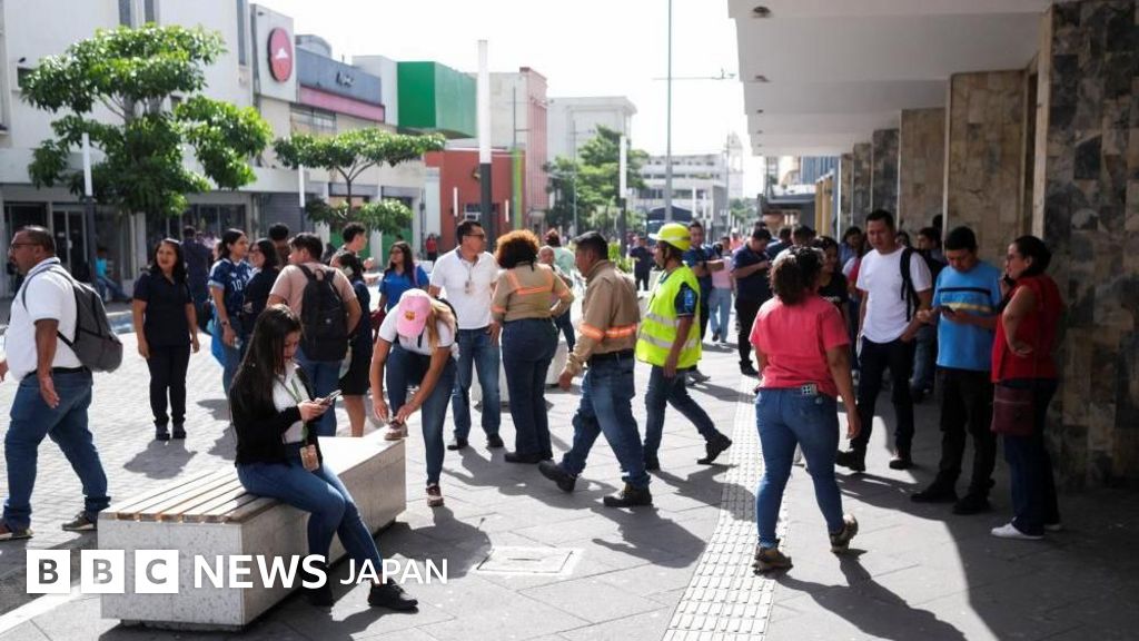 メキシコ沖でM7.3の地震、一時津波警報も – BBCニュース メキシコ沖でM7.3の地震、一時津波警報も - BBCニュース